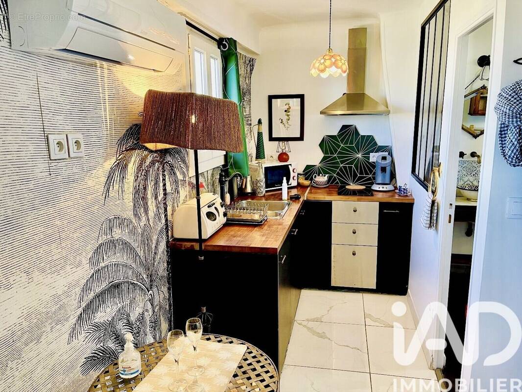 Photo 1 - Appartement à MARSEILLE-1E