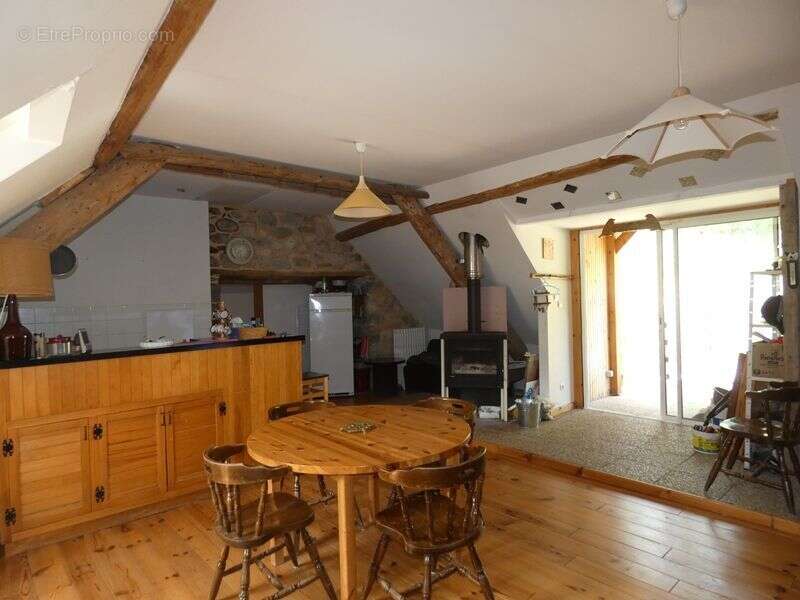 Maison 211 m² à Saint-Etienne-En-Devoluy  - photo 6