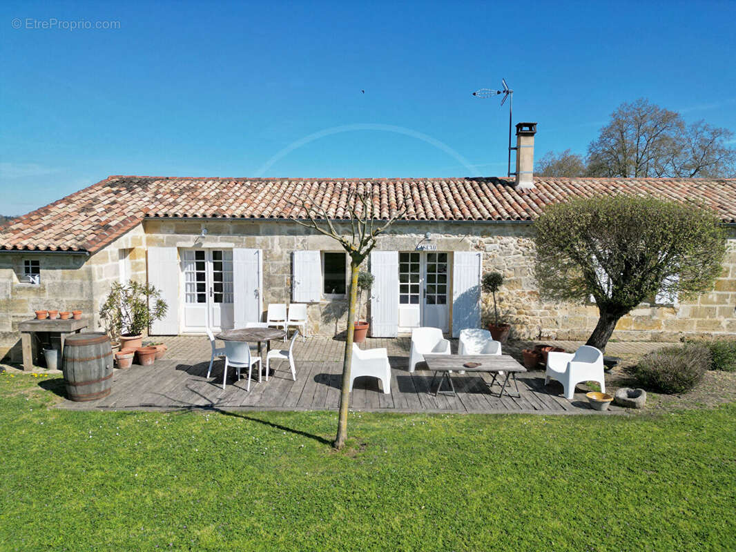 Maison à SAINT-EMILION