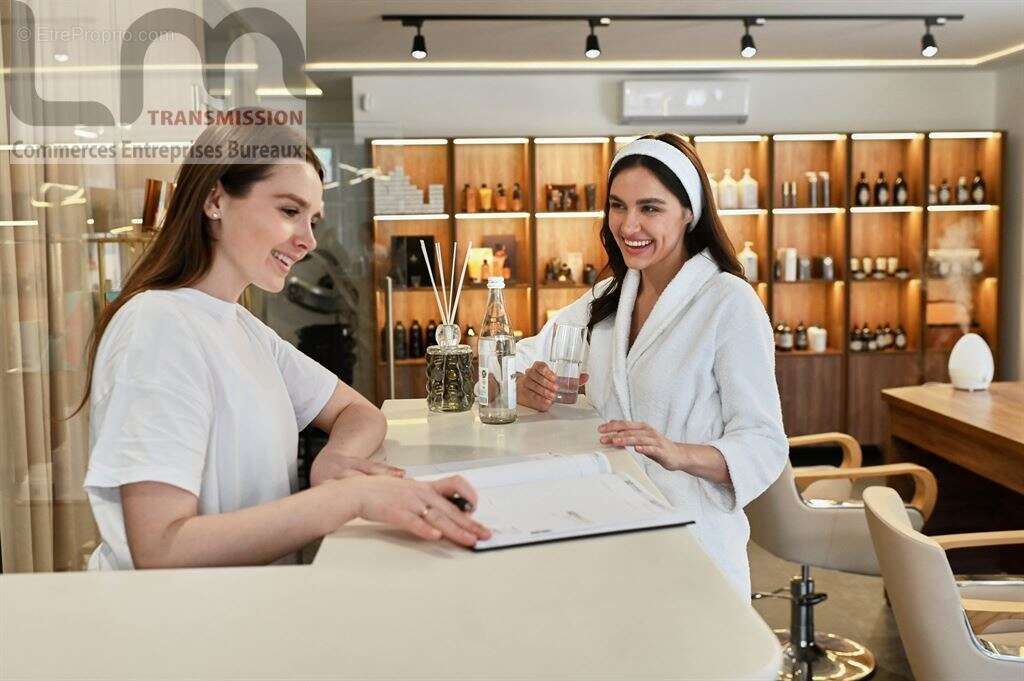 Commerce à SAINT-BENOIT