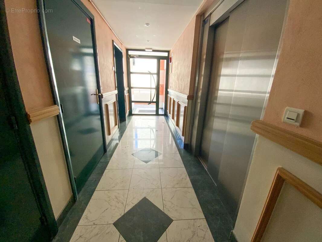 Appartement à LE RAINCY