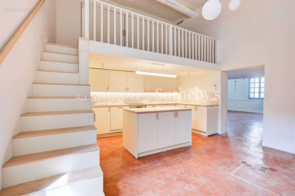 Appartement à AIX-EN-PROVENCE