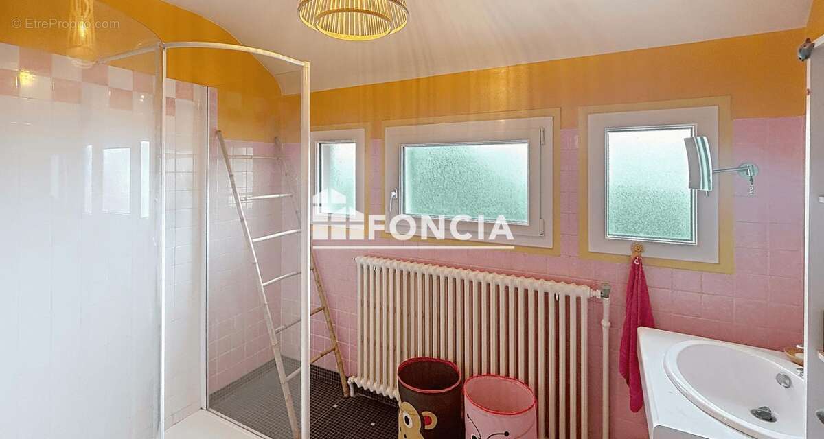 Maison à BLAINVILLE-SUR-ORNE