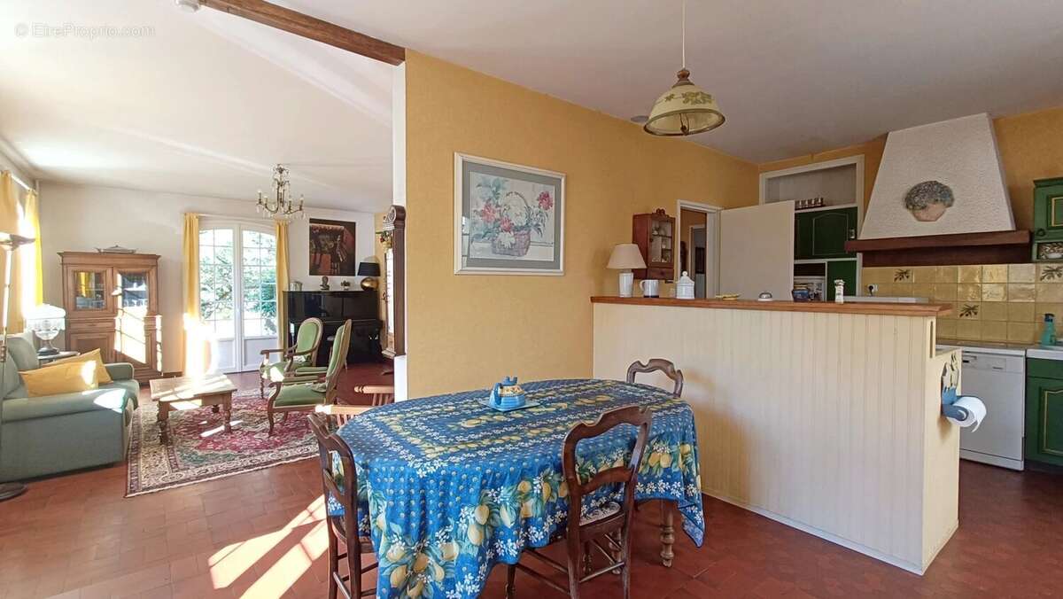 Maison à MIGNE-AUXANCES