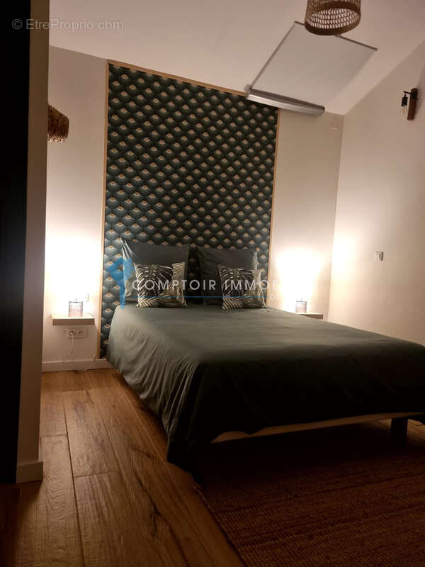 Sault : ferme de 500m2 habitables sur 35 000 m2 du terrain à acheter 1164000 € - photo 10