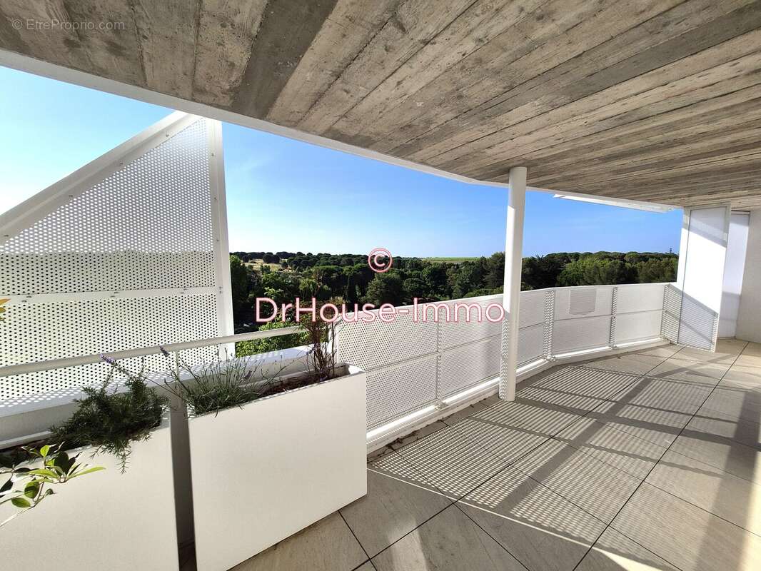 Appartement à LATTES