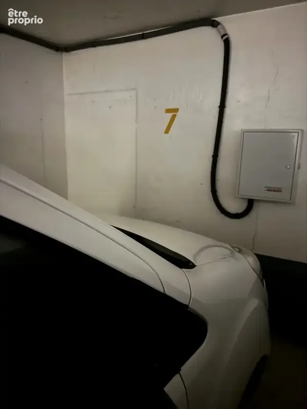 Cannes Carnot grand 3 pièces avec terrasse et parking sous sol - photo 16