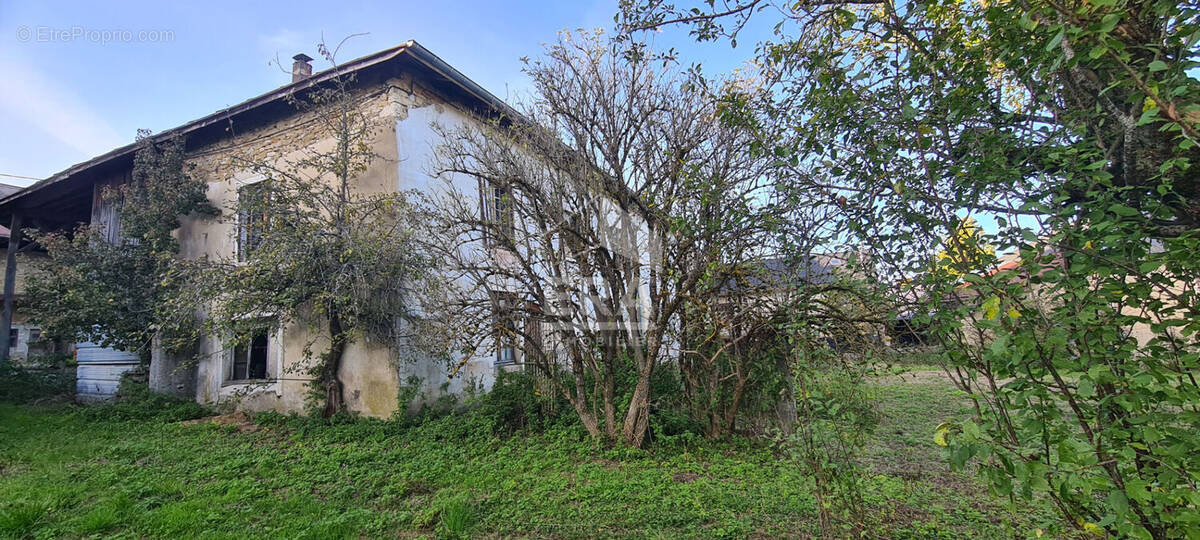 Maison à CHAMPDOR