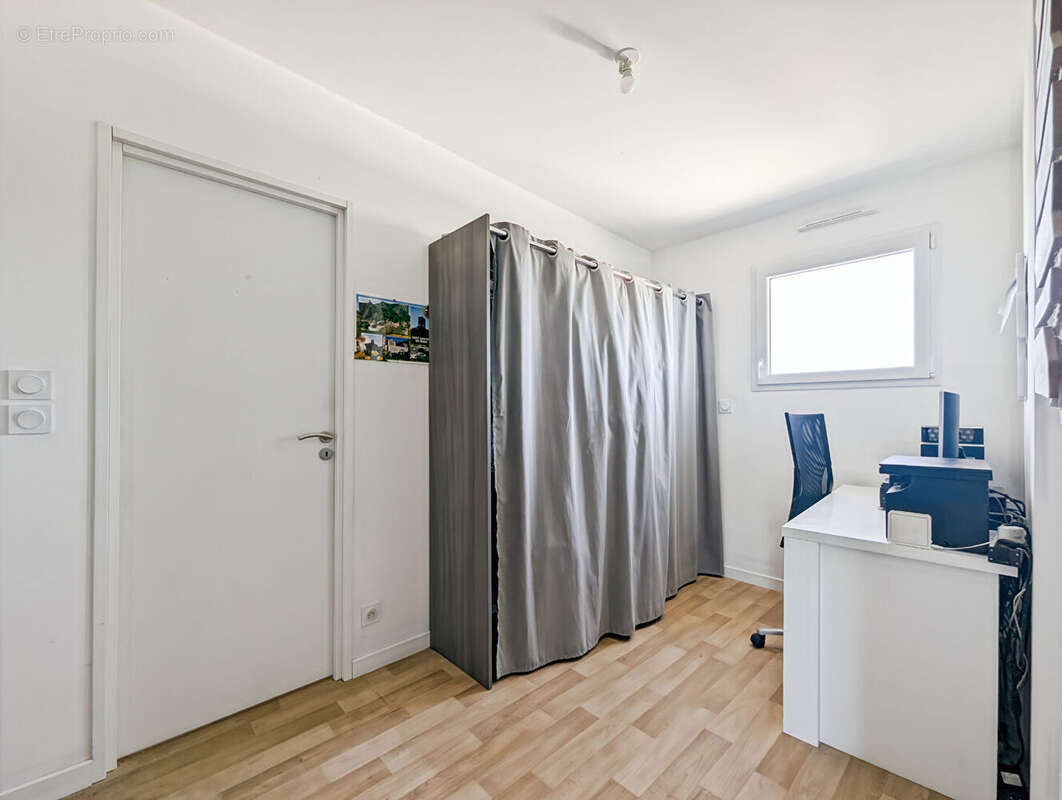 A vendre  SAINT AUBIN D AUBIGNE  maison familiale 4 chambres - photo 10