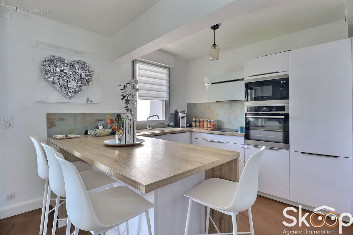 Appartement à CASTELNAU-LE-LEZ
