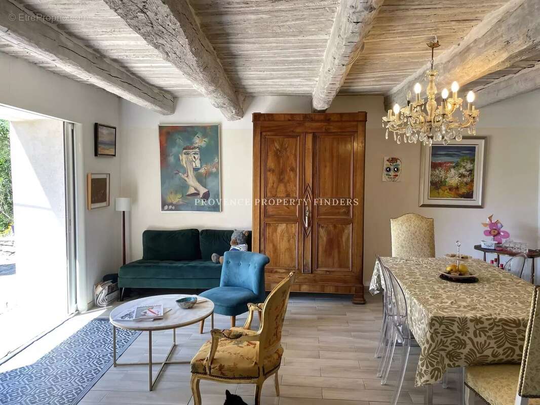 Maison à LORGUES