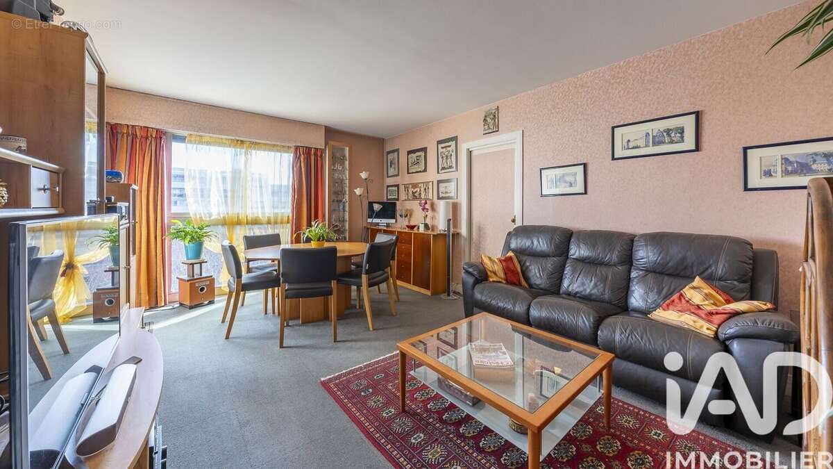 Photo 2 - Appartement à CHEVILLY-LARUE