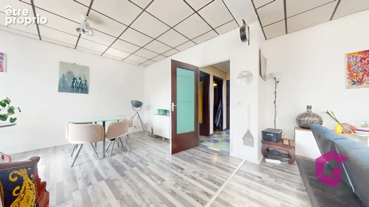 12 Min au Sud Issoire, 5kms A75 Propriété avec appartement et local professionnel sur terrain 3000M2 - photo 5