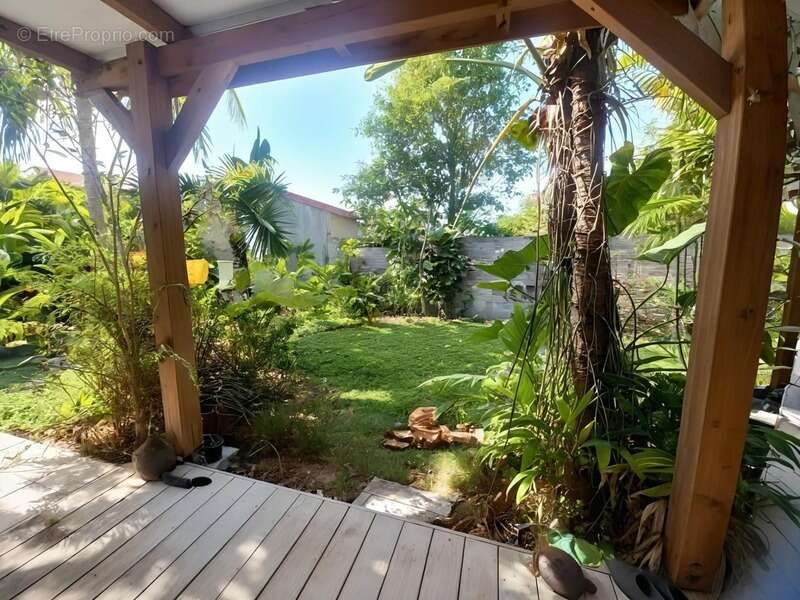 Maison à SAINTE-ANNE