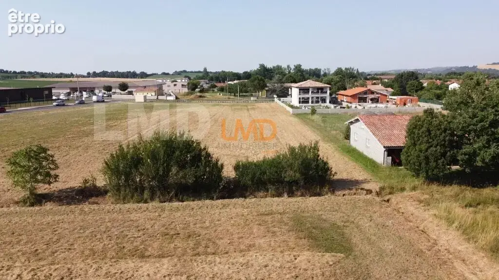 Terrain à Rieux Volvestre de 500 m² - photo 2