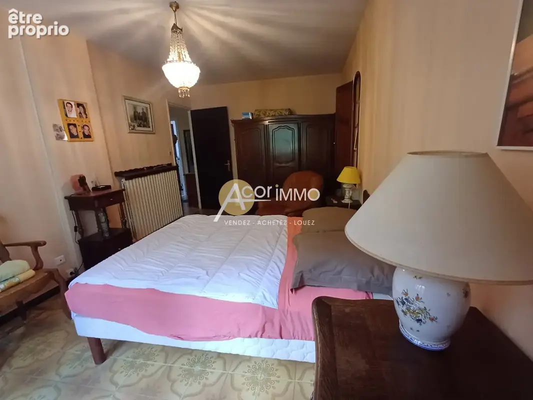 Toulon   une propriété 5 chambres sur  plus de 10 000m2 de terrain - photo 31