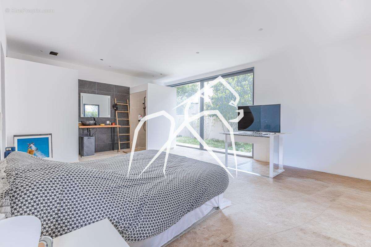 Maison à VILLENEUVE-LES-MAGUELONE