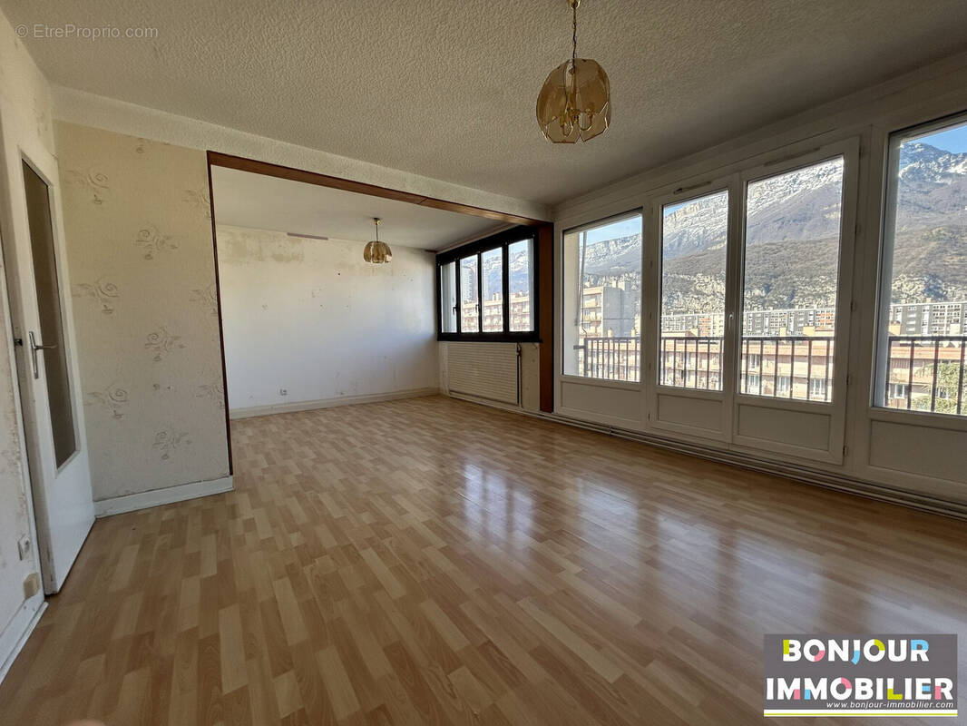 Appartement à ECHIROLLES