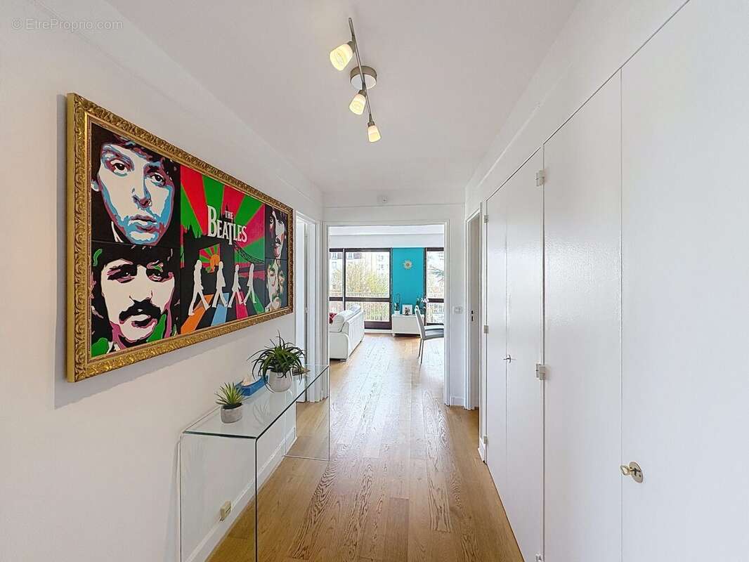 Appartement à L'HAY-LES-ROSES