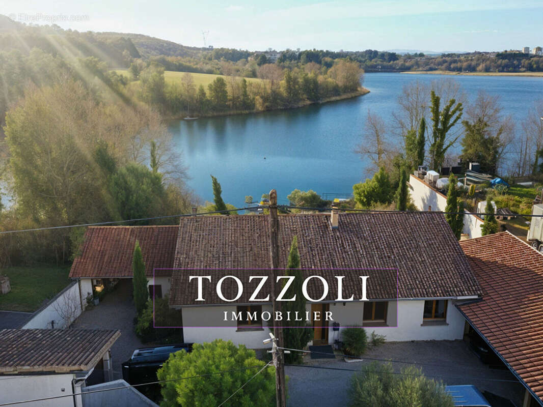 Maison à SAINT-QUENTIN-FALLAVIER