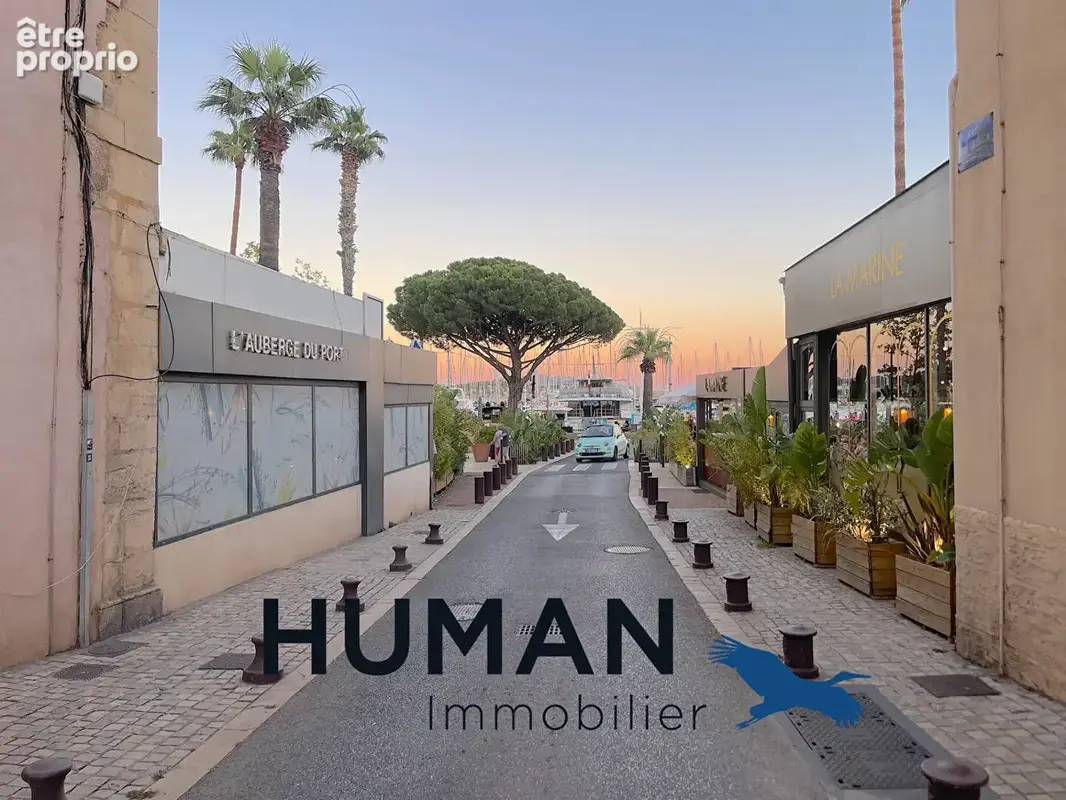 A VENDRE - Bandol Centre - Proche du Port et de la Plage - Appartement 2 pièces 36m² avec terrasse de 84m² - photo 12