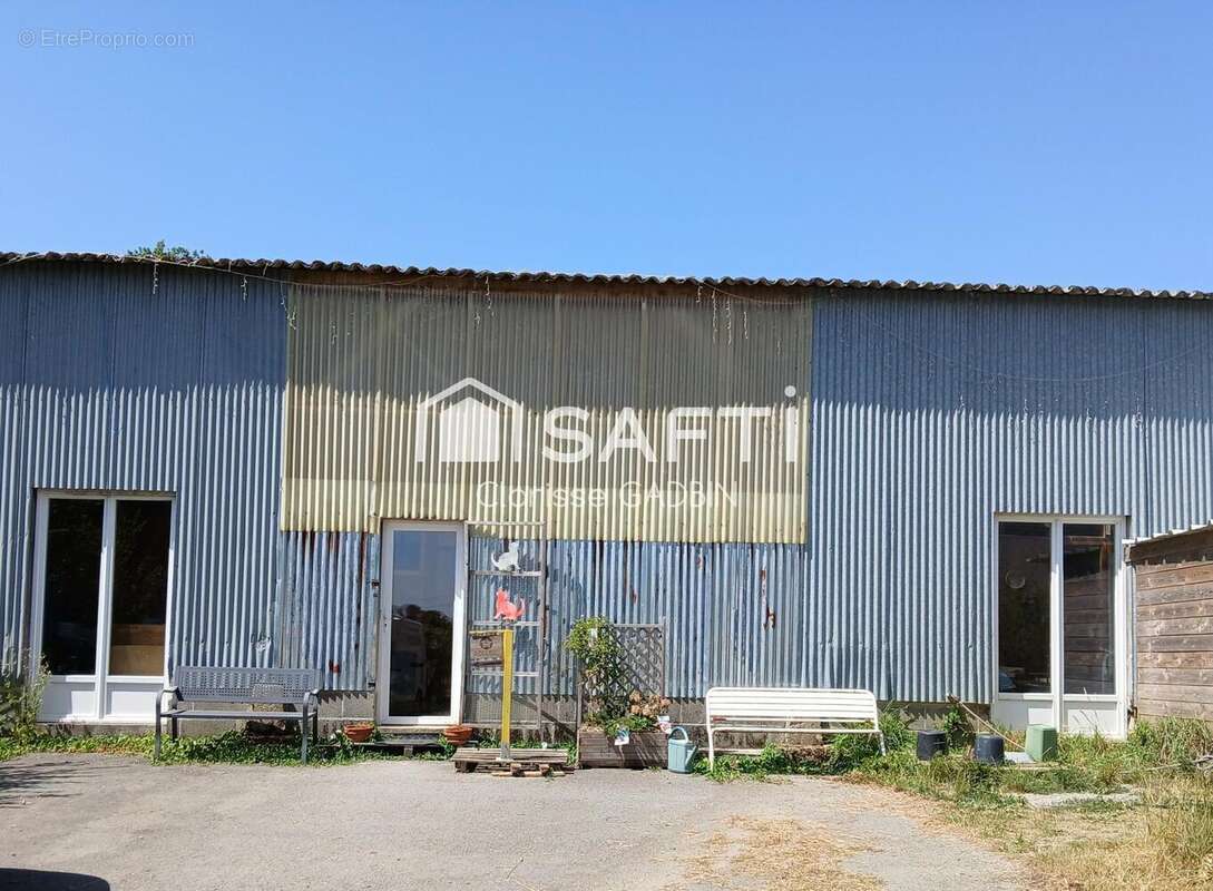 Photo 5 - Commerce à BRAINS-SUR-LES-MARCHES