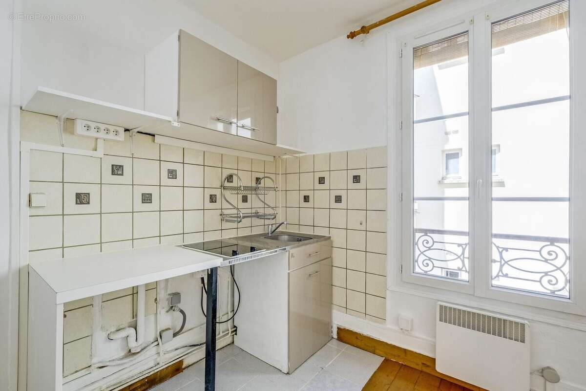 Appartement à PARIS-18E