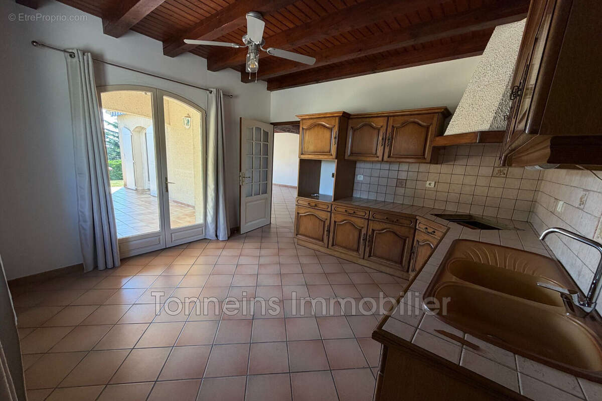 Maison 127 m² à Tonneins  - photo 6