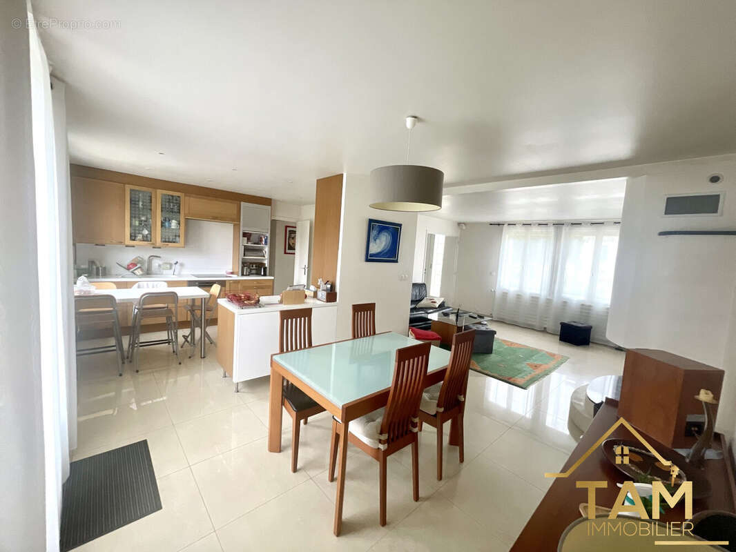 Maison à VERSAILLES