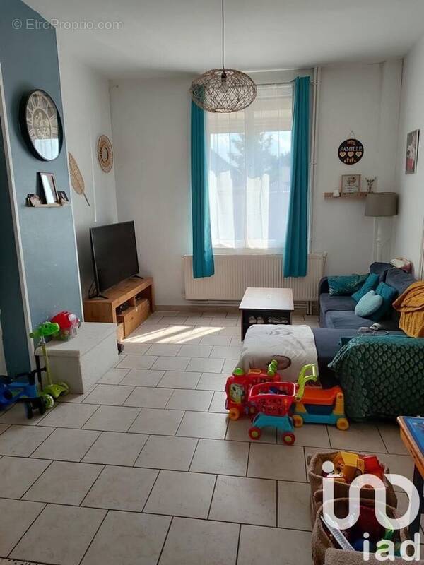 Photo 1 - Maison à ESCAUDAIN