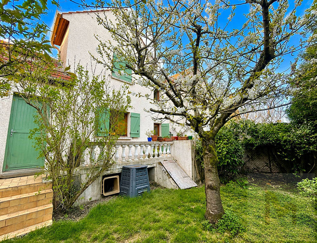 Maison à NEUILLY-SUR-MARNE