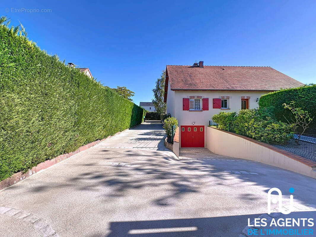 Maison à CHAINGY