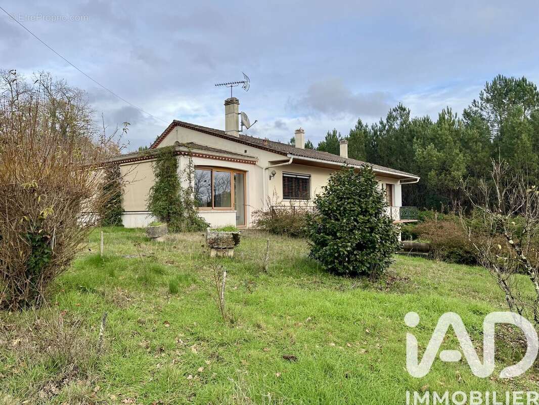 Photo 2 - Maison à LA BREDE