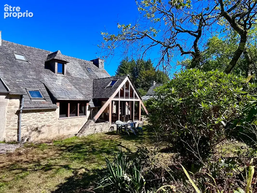 Maison La Feuillée 8 pièce(s) 192 m² - photo 2