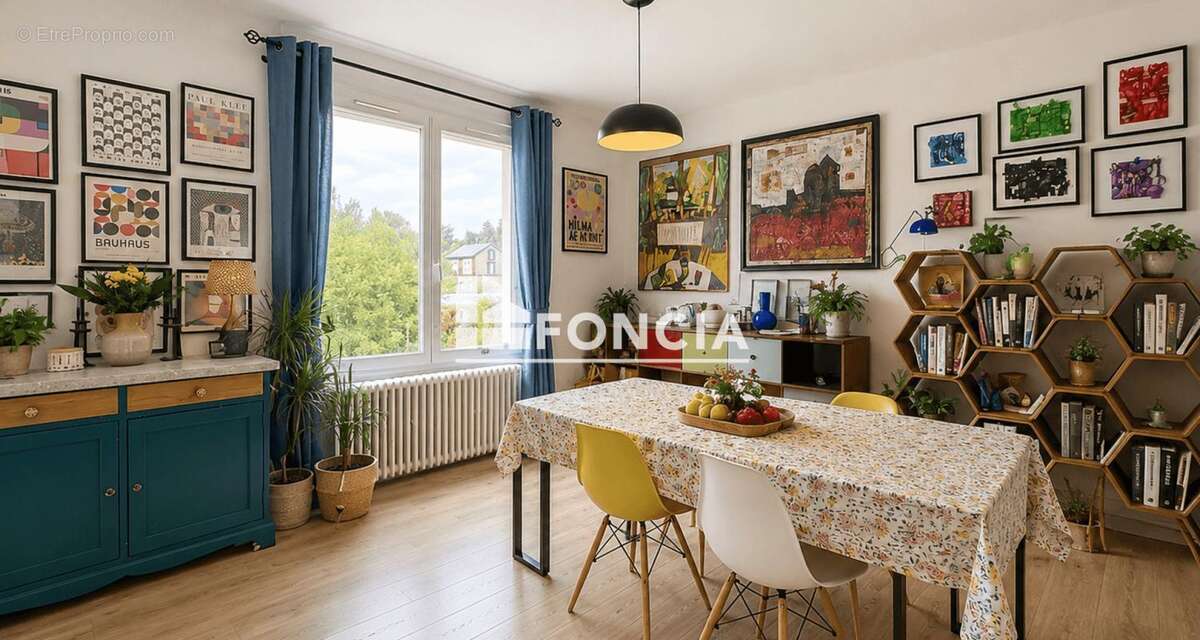  Coup de cœur en ville : une maison familiale pleine de charme avec jardin  - photo 6