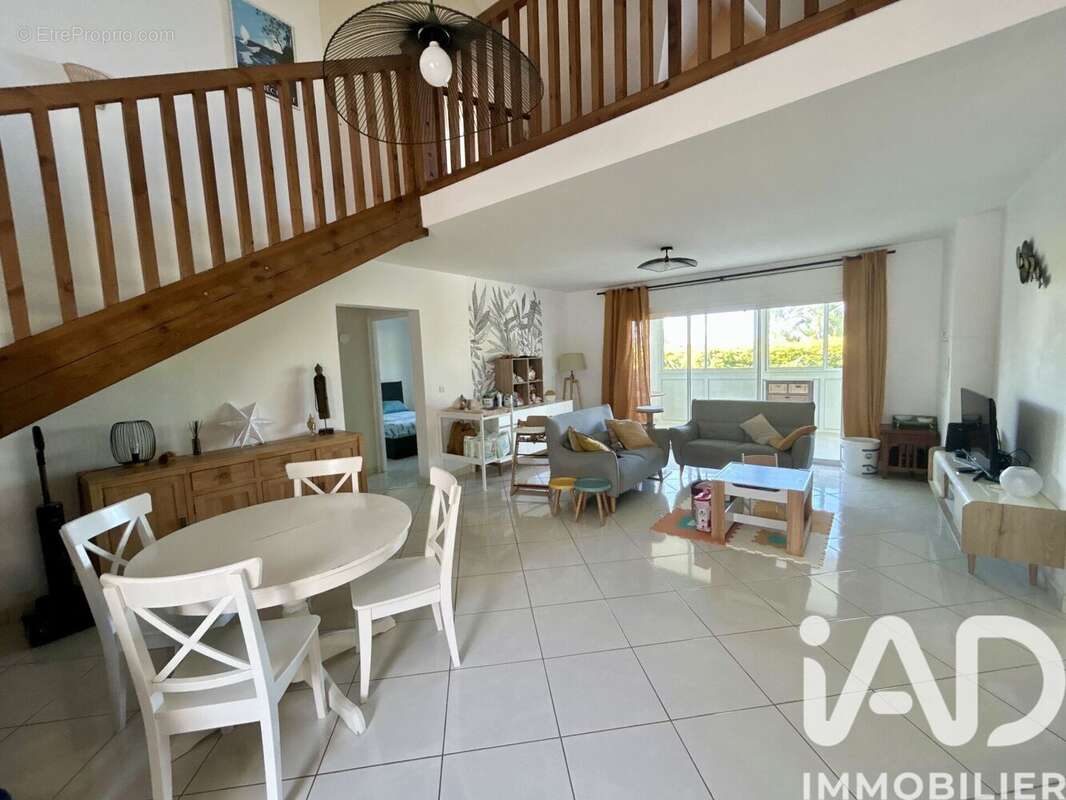 Maison 172 m² à Saint-Joseph  - photo 3
