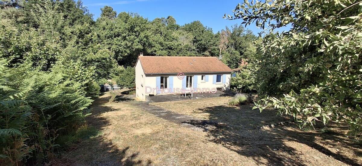 Maison à COULOUNIEIX-CHAMIERS