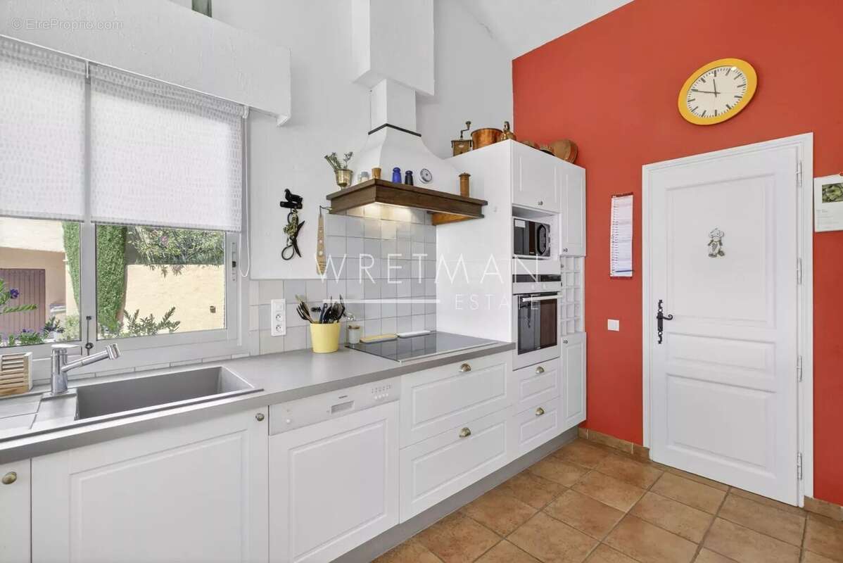 Maison à FREJUS