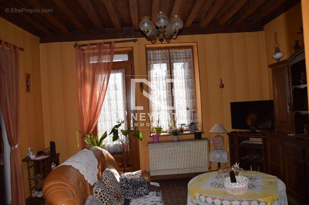 Maison à ARNAY-LE-DUC