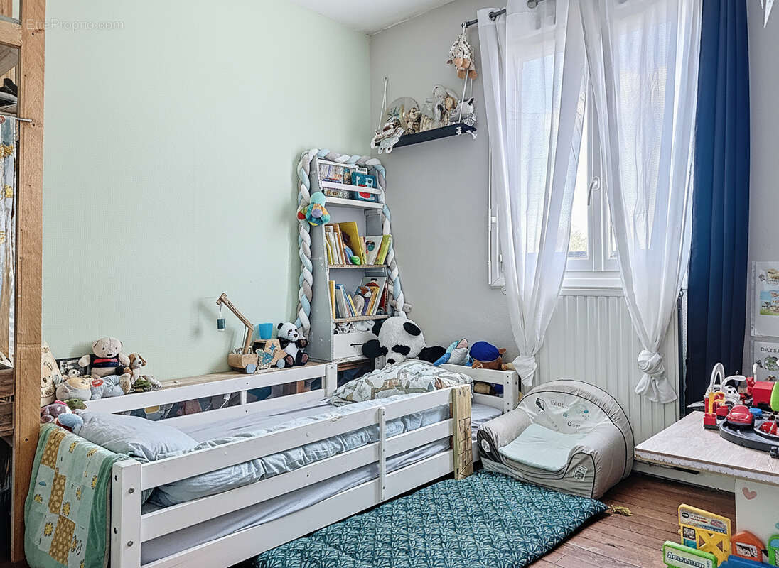 Maison à EQUEURDREVILLE-HAINNEVILLE