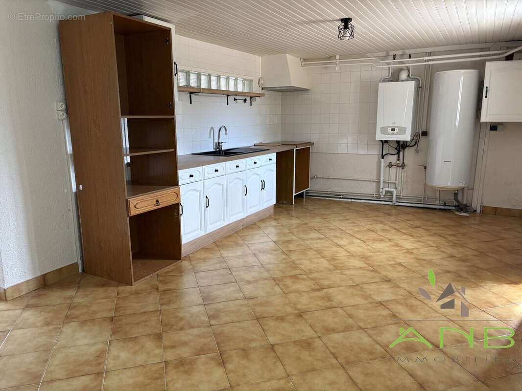 Maison à PIEGUT-PLUVIERS
