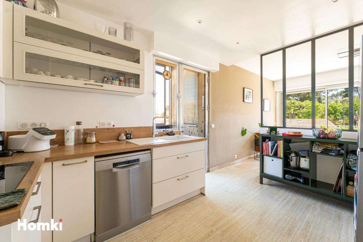 Appartement à MARSEILLE-8E