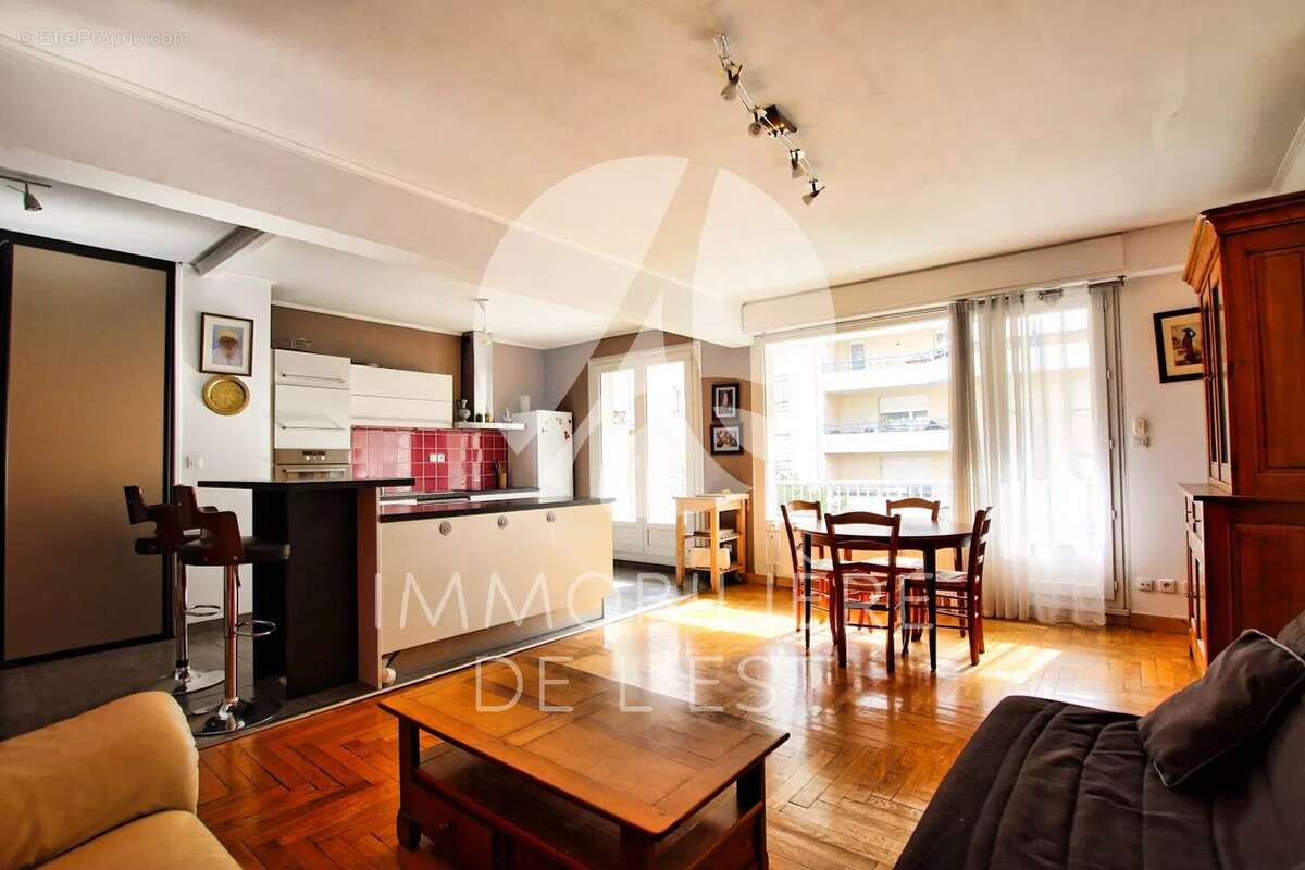 Appartement à LYON-8E