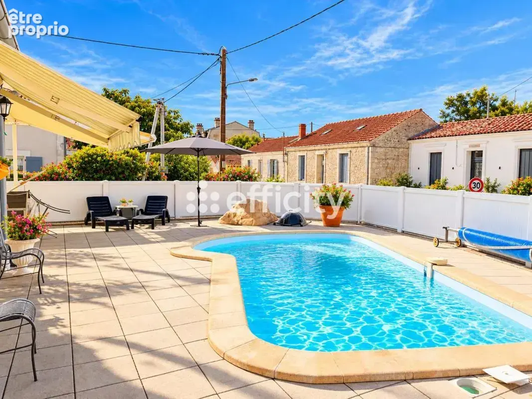 Maison 5 pièces 128 m² à vendre à Saintes (17100) - photo 23
