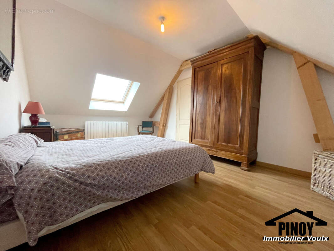 Maison à VILLETHIERRY