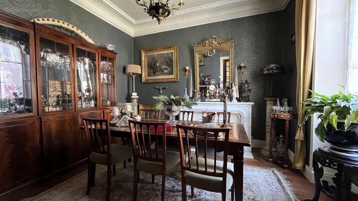 Maison à SAINT-DIDIER-SUR-ARROUX