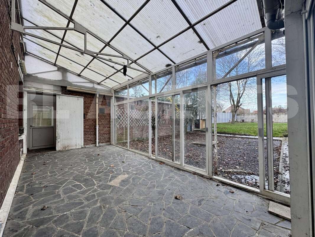 * véranda 2 - Maison à FOUQUIERES-LES-LENS