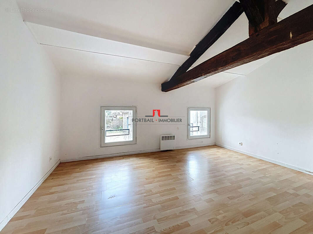 Maison à SAINT-ANDRONY