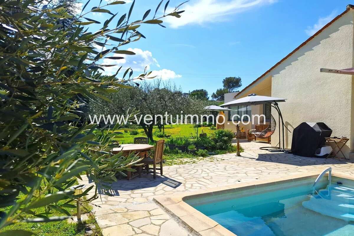 Maison à PEYMEINADE