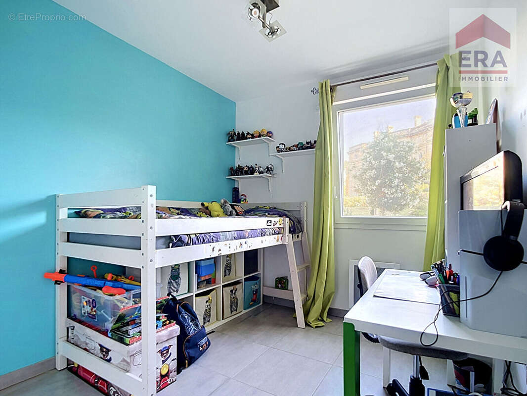 Appartement à MARSEILLE-9E
